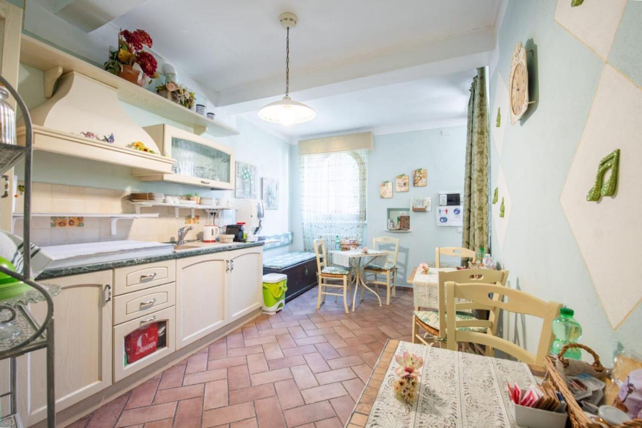 B&B Il Sogno Del Musicista Монталчино Екстериор снимка